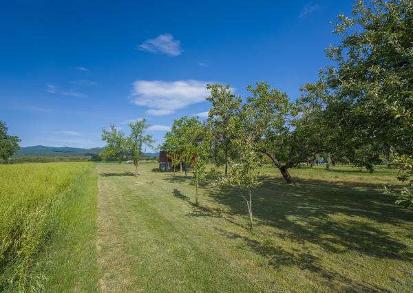 PREDAJ - pozemok na výstavbu rodinného domu (1020m2)