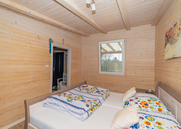 PREDAJ - chata s pozemkom 373m2 | Nové Mesto nad Váhom