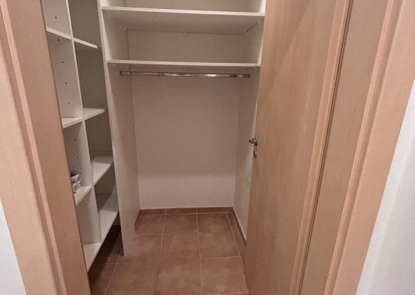 PRENÁJOM 3izb. byt po rekonštrukcii v Ružinove.