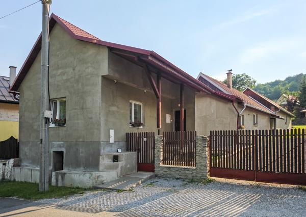 LÚČKA 2x chalupa/rod.dom na PREDAJ (okres Levoča)