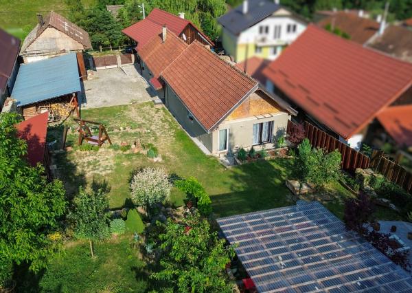 LÚČKA 2x chalupa/rod.dom na PREDAJ (okres Levoča)
