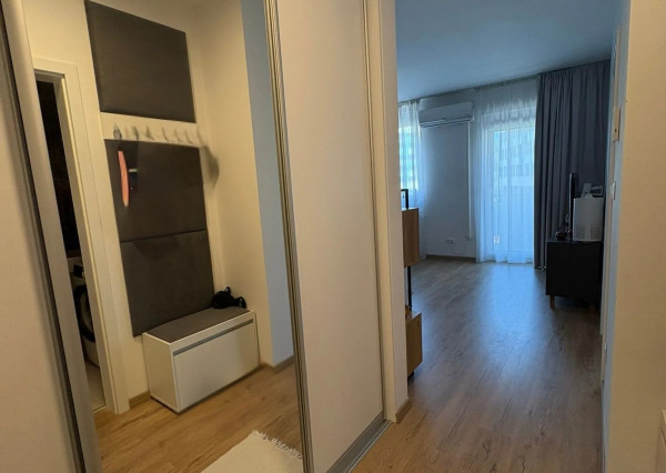 PRENÁJOM: Moderný 2-izbový byt s loggiou a garážovým státím v projekte NUPPU (Ružinov)