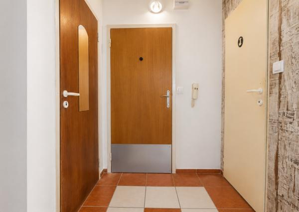 PREDAJ - Garsónka – ul.Hurbanova, Stará Turá, 25 m² +pivnica