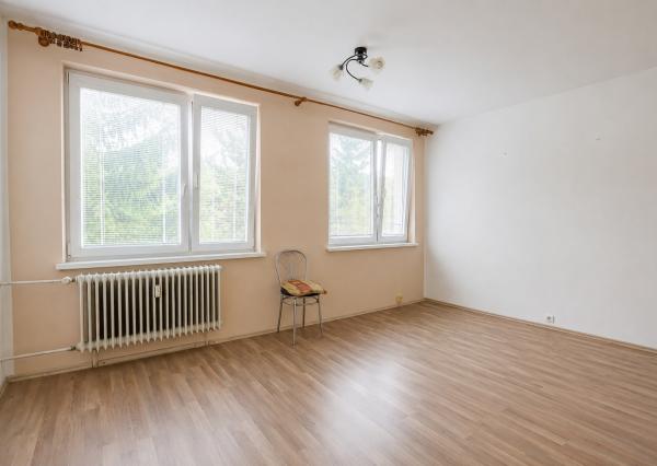 PREDAJ - Garsónka – ul.Hurbanova, Stará Turá, 25 m² +pivnica