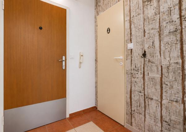 PREDAJ - Garsónka – ul.Hurbanova, Stará Turá, 25 m² +pivnica