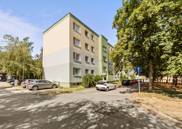 Garzónka na prenájom v centre Šamorína