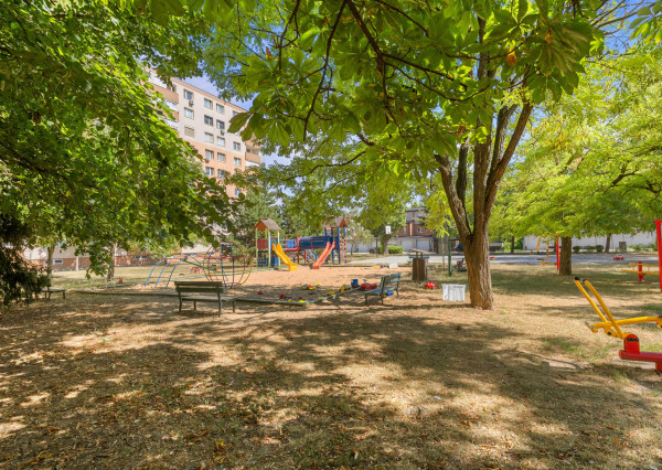 Garzónka na prenájom v centre Šamorína