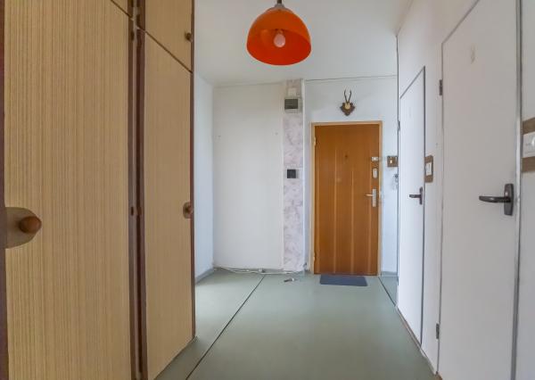 NA PRENÁJOM- 3 izb byt (66m2) - Nové Mesto nad Váhom