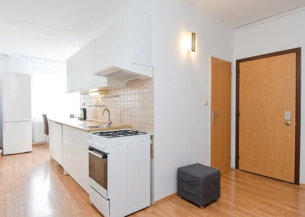 Atraktívny 3-izbový byt s klimatizáciou a balkónom – Záhorácka ulica, Malacky