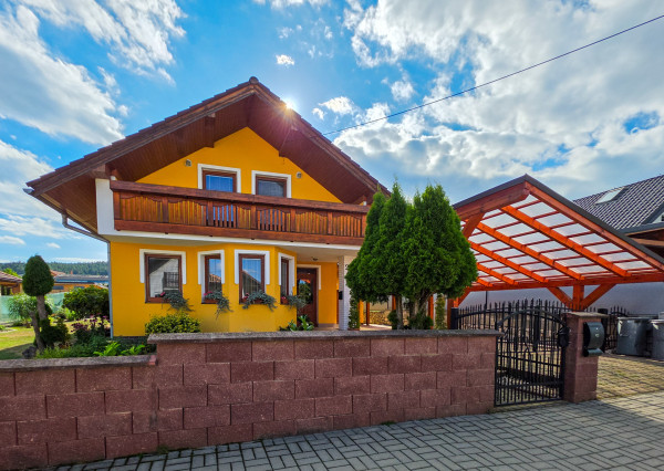 SPIŠSKÝ HRHOV 4-izbový rodinný dom s upravenou záhradou