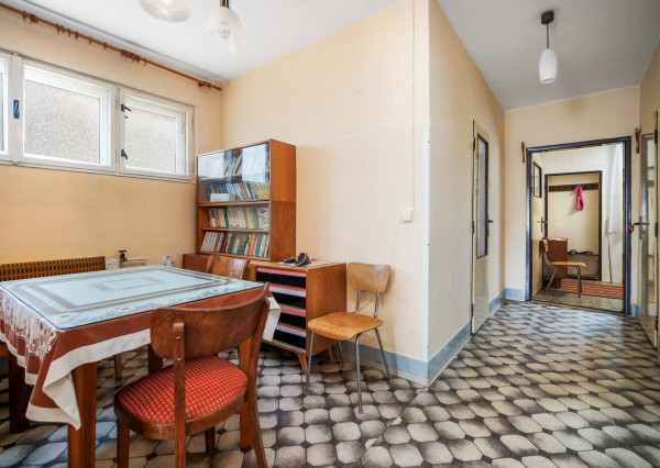REZERVOVANÉ - 2,5-izbový rodinný dom s pivnicou a využiteľným podkrovím, DRAHOVCE