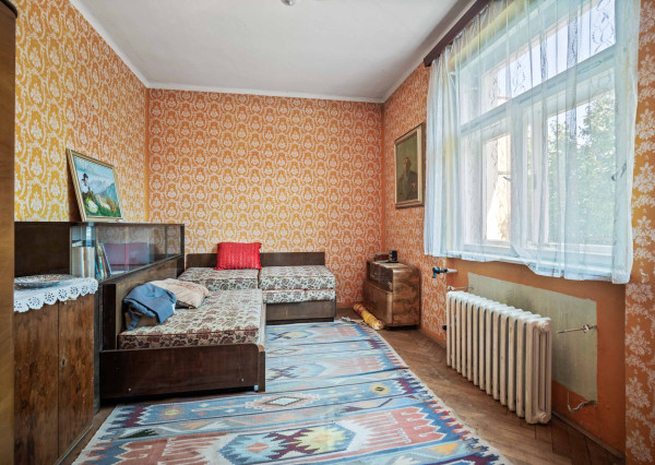 NA PREDAJ charizmatický 5-izbový rodinný dom, Považany