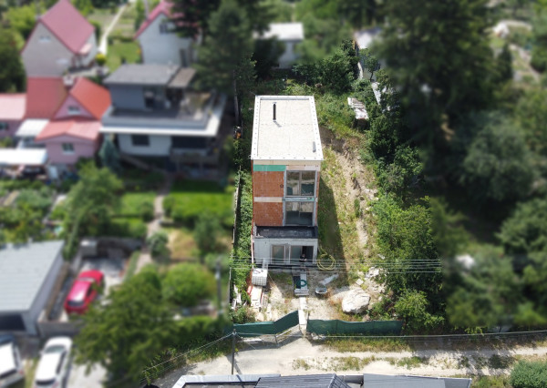✅ Novostavba rodinného domu v štádiu hrubej stavby