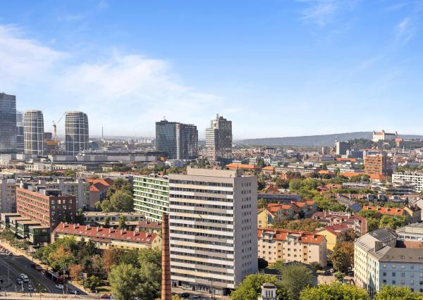 Na predaj priestranný 4 izbový byt s dvoma terasami na Záhradníckej ulici v rezidenčnom dome Glória