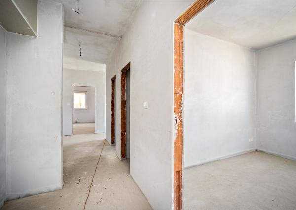 🏡 VILADOMY SENEC | NA PREDAJ 3-IZBOVÝ BYT SO SÚKROMNOU ZÁHRADKOU 48 m²