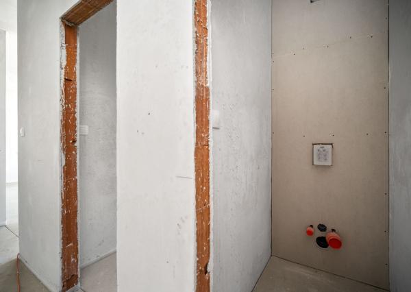 🏡 VILADOMY SENEC | NA PREDAJ 3-IZBOVÝ BYT SO SÚKROMNOU ZÁHRADKOU 48 m²