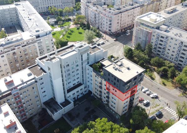 Svetlý 3-izbový byt s potenciálom a výhľadom na hrad