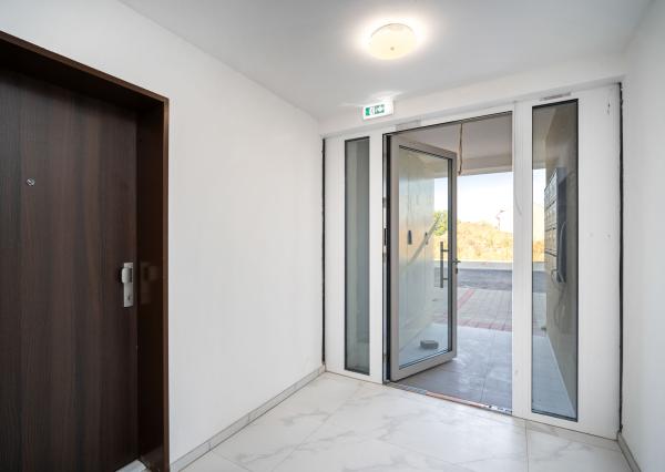 🏡 VILADOMY SENEC | NA PREDAJ 2-IZBOVÝ BYT S BALKÓNOM