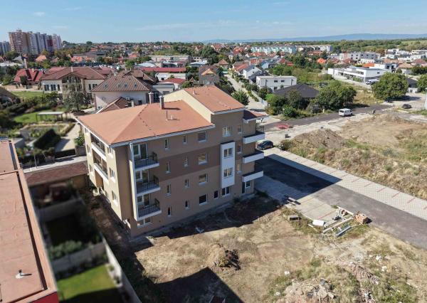 🏡 VILADOMY SENEC | NA PREDAJ 2-IZBOVÝ BYT SO SÚKROMNOU ZÁHRADKOU 36 m²