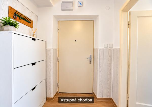 Na prenájom - 2 izb byt - Nové Mesto nad Váhom