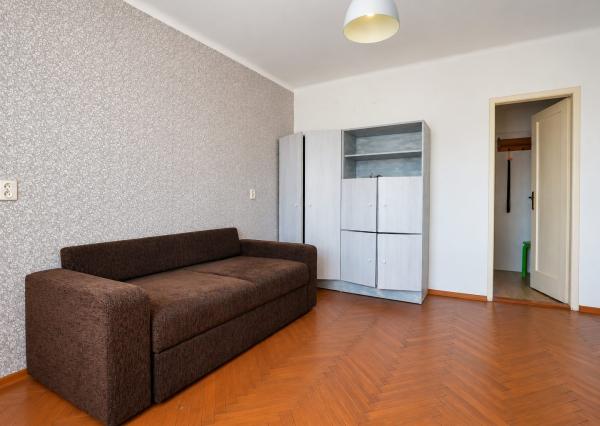 Na prenájom - 2 izb byt - Nové Mesto nad Váhom