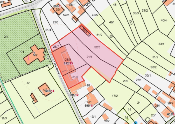 Areál v centre obce Jelka  – 5287 m²