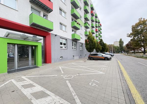 Na prenájom 2 izbový byt na Ružinovskej v Bratislave