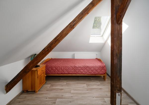 Priestranný 6-izbový rodinný dom – Nešporova ulica, Skalica.